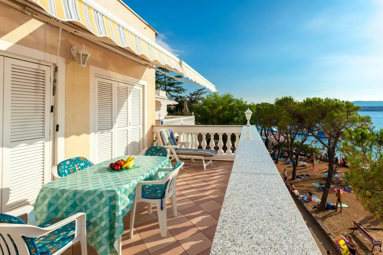 Apartment Miki Malinska 0*,  Croatia