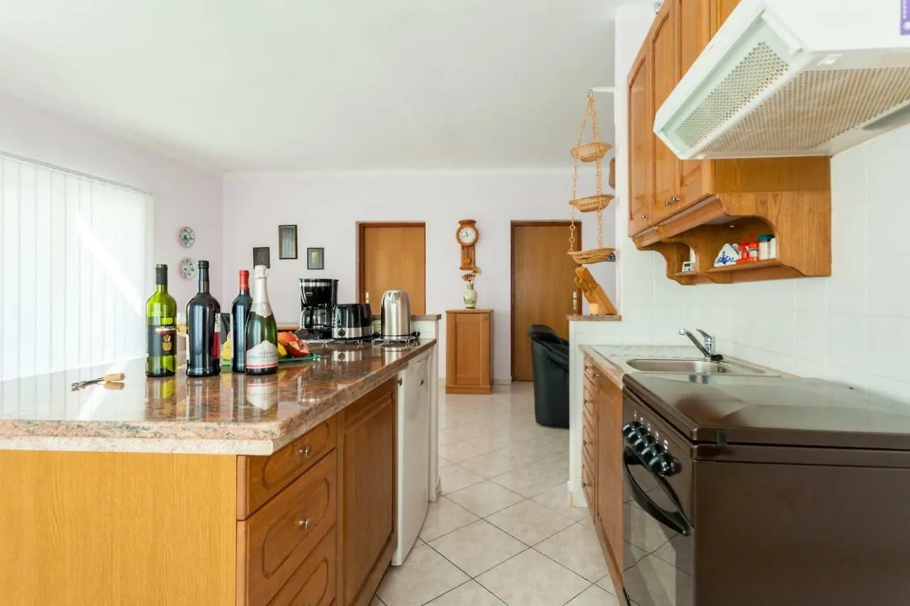 Apartment Miki Malinska