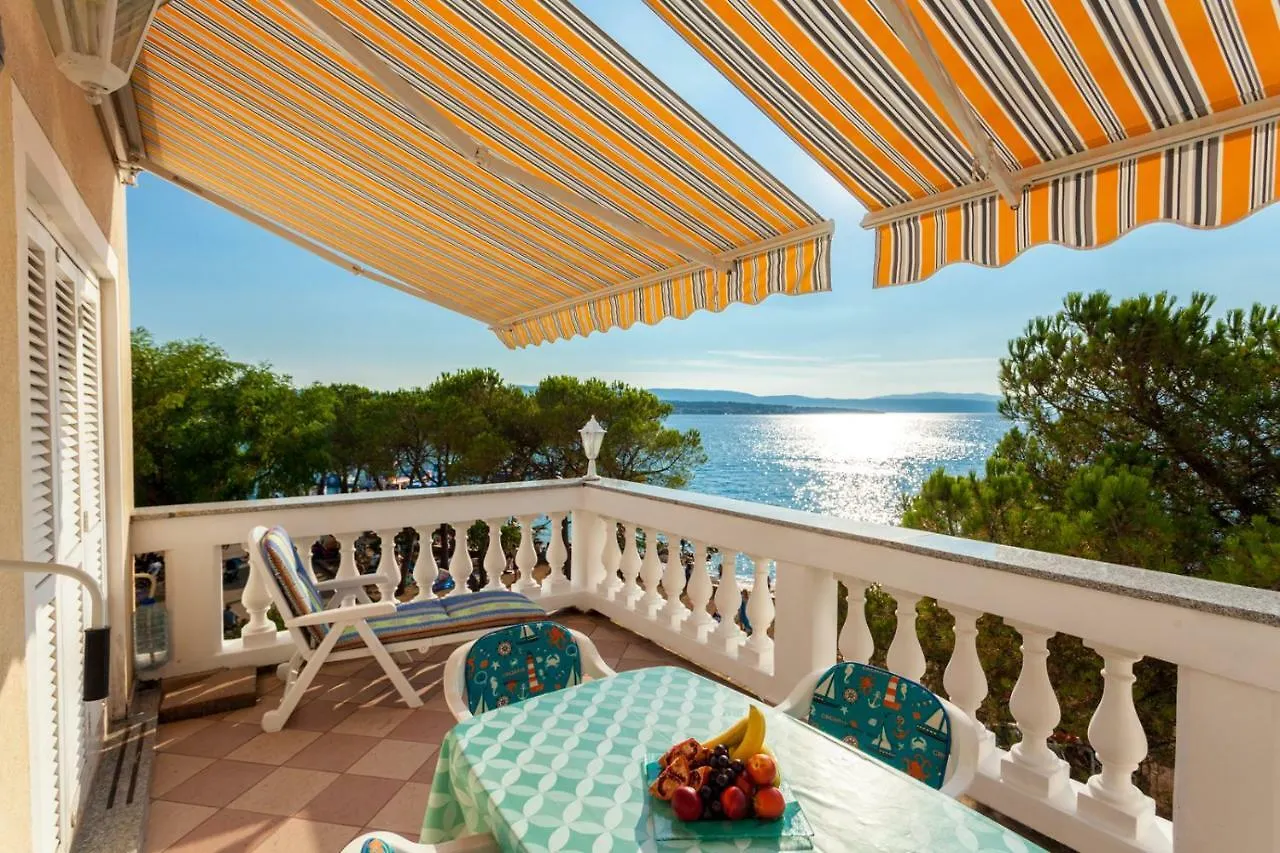 Apartment Miki Malinska